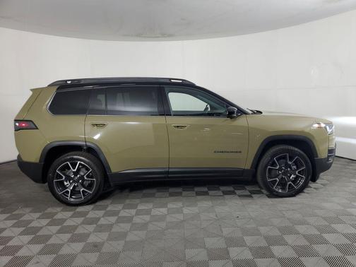 '41 2026 Jeep Cherokee Overland