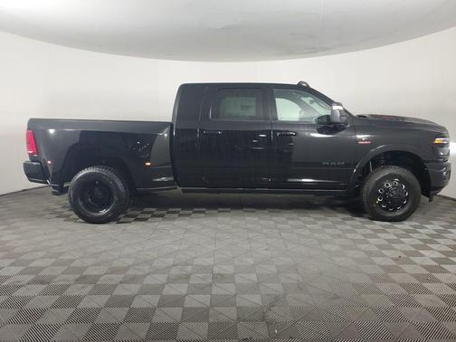 2026 RAM 3500 Limited Mega Cab 4x4 6'4' Box