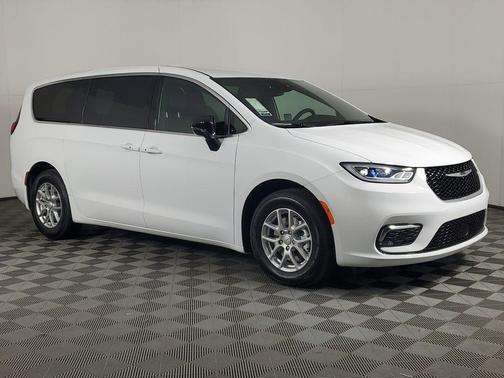 2026 Chrysler Pacifica L