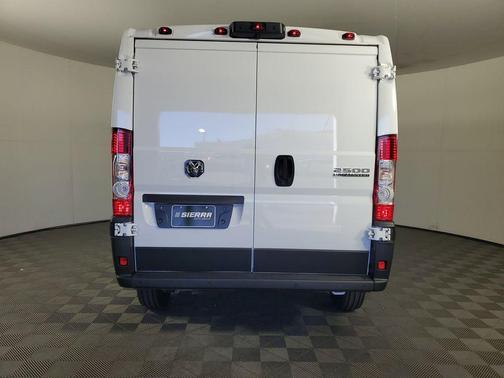2024 RAM ProMaster 2500 Base