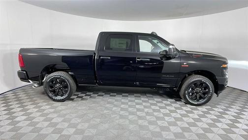 2025 RAM 2500 Big Horn Crew Cab 4x2 6'4' Box