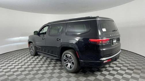 2025 Jeep Wagoneer 4x2