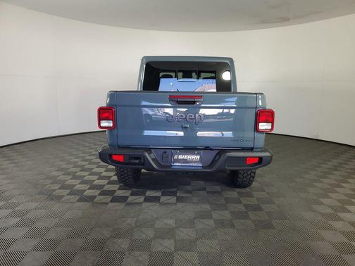 2025 Jeep Gladiator High Tide
