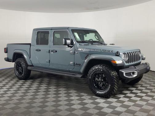 2025 Jeep Gladiator High Tide