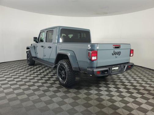 2025 Jeep Gladiator High Tide