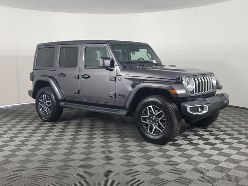 2025 Jeep Wrangler 4-Door Sahara 4x4