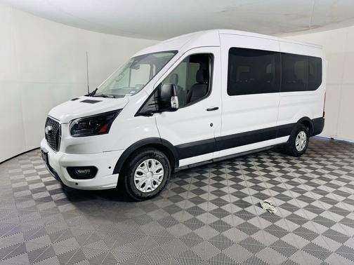 Oxford White 2026 Ford Transit-350 XLT