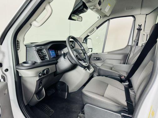 Oxford White 2026 Ford Transit-350 XLT