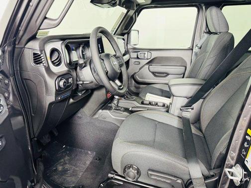 2025 Jeep Wrangler 4xe Willys