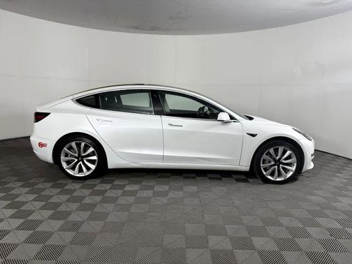 2017 Tesla Model 3 Long Range