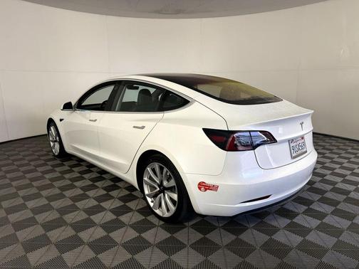 2017 Tesla Model 3 Long Range