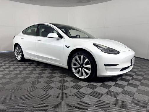 2017 Tesla Model 3 Long Range