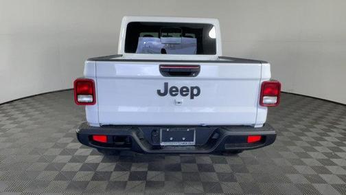 2025 Jeep Gladiator Nighthawk