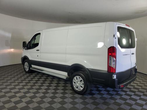 Oxford White 2024 Ford Transit-250 Base