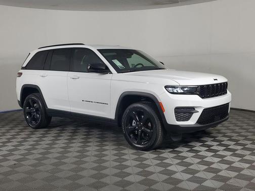 2025 Jeep Grand Cherokee Altitude