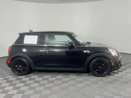 2016 MINI Hardtop Cooper S
