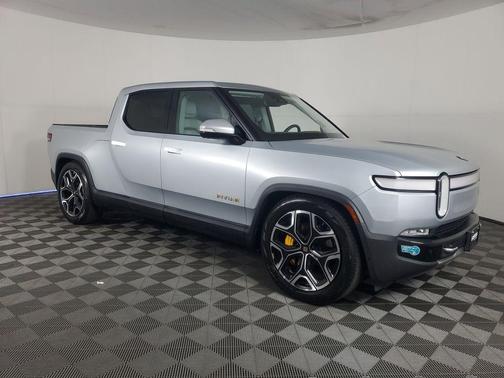 LA Silver 2023 Rivian R1T Launch Edition