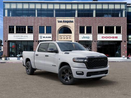Bright White Clearcoat 2026 RAM 1500 Big Horn/Lone Star