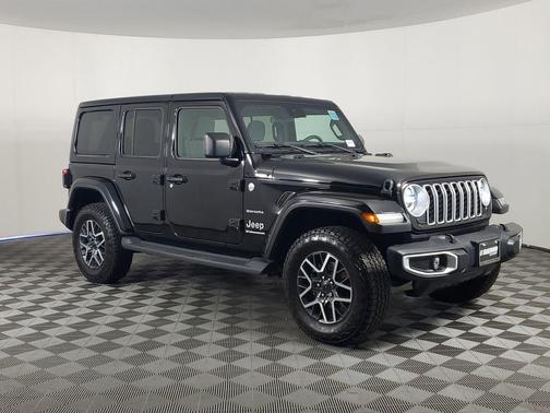 2024 Jeep Wrangler 4-Door Sahara 4x4
