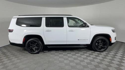 2025 Jeep Wagoneer L Series II Carbide 4x4