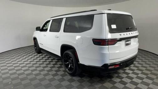 2025 Jeep Wagoneer L Series II Carbide 4x4