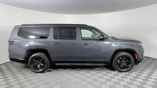 2025 Jeep Wagoneer L Series II Carbide 4x4