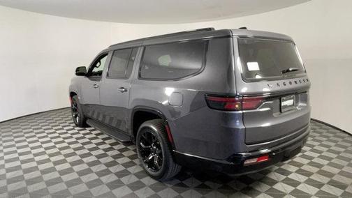 2025 Jeep Wagoneer L Series II Carbide 4x4