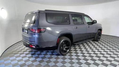 2025 Jeep Wagoneer L Series II Carbide 4x4