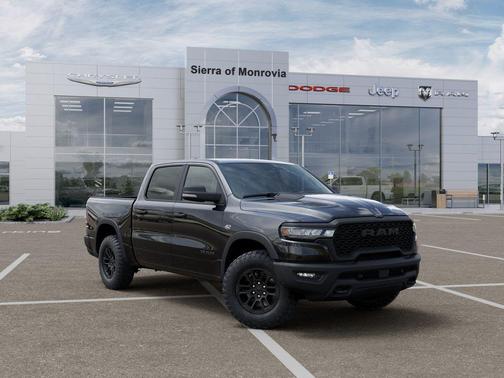 Diamond Black Crystal Pearlcoat 2026 RAM 1500 Rebel