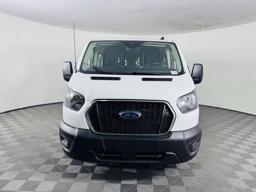 Oxford White 2025 Ford Transit-250 Base