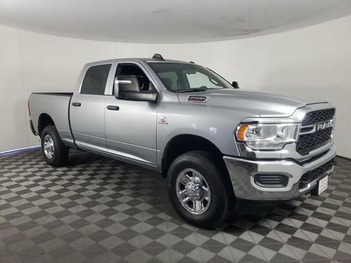 Billet Silver Metallic Clearcoat 2023 RAM 2500 Tradesman Crew Cab 4x4 6'4' Box