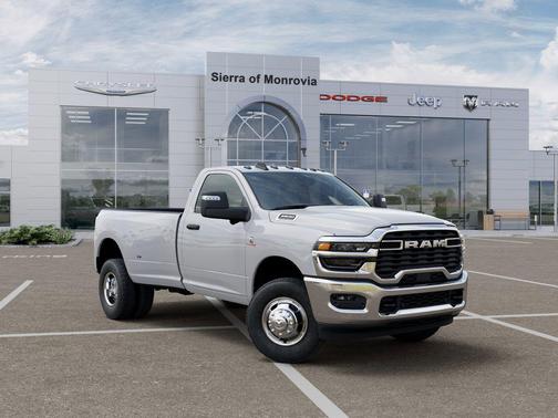 Bright White Clearcoat 2026 RAM 3500 Tradesman Regular Cab 4x4 8' Box
