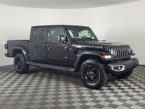 2025 Jeep Gladiator High Tide