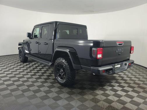 2025 Jeep Gladiator High Tide