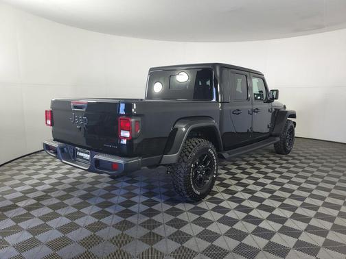 2025 Jeep Gladiator High Tide