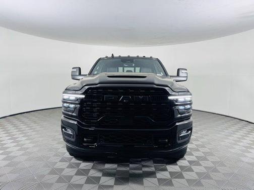 2025 RAM 2500 Limited Mega Cab 4x4 6'4' Box