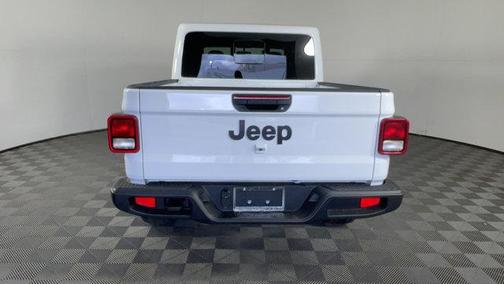 2025 Jeep Gladiator Nighthawk