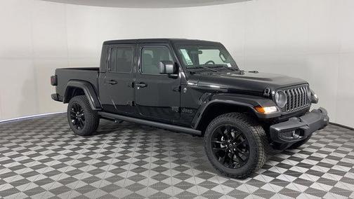 2025 Jeep Gladiator Nighthawk