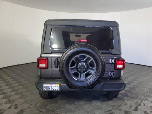 2025 Jeep Wrangler Sport