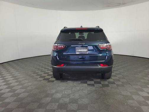 Fathom Blue Pearl Coat 2026 Jeep Compass Latitude