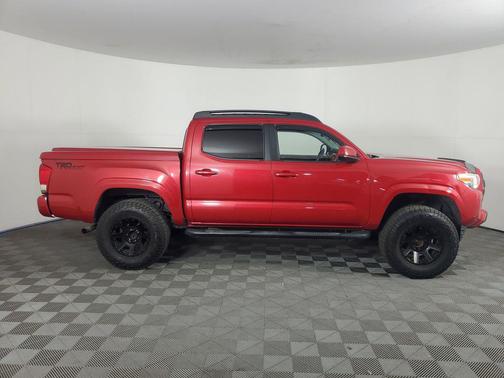 2016 Toyota Tacoma SR5