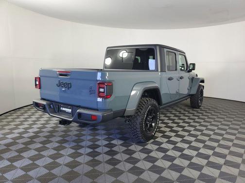 2025 Jeep Gladiator Willys