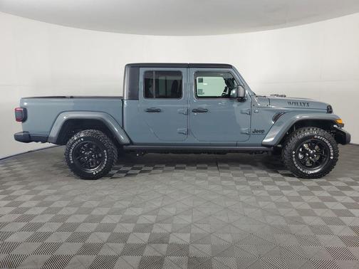 2025 Jeep Gladiator Willys