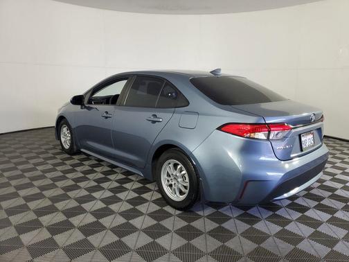 2022 Toyota Corolla Hybrid LE
