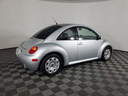 2003 Volkswagen New Beetle GL