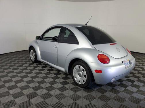 2003 Volkswagen New Beetle GL