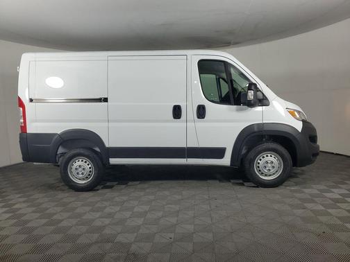 2026 RAM ProMaster 1500 Low Roof