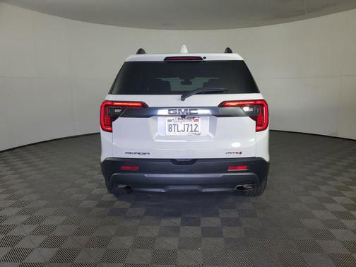2021 GMC Acadia AWD AT4