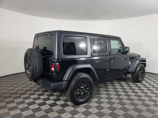 2025 Jeep Wrangler Sport