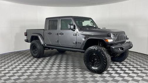 2025 Jeep Gladiator Nighthawk